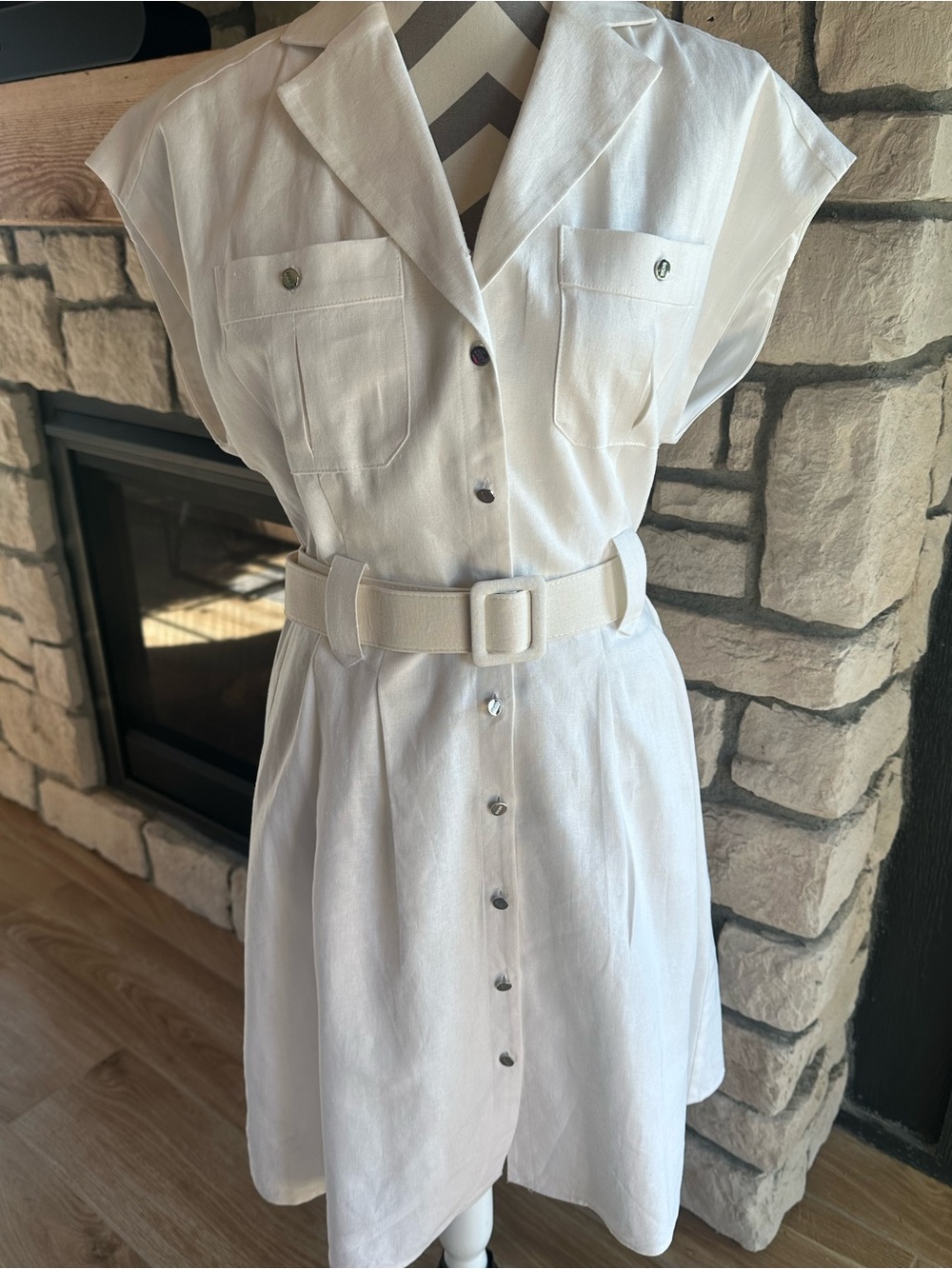 DKNY notched collar white short-sleeve shirt dress belted with chest pockets 10 - Picture 4 of 9